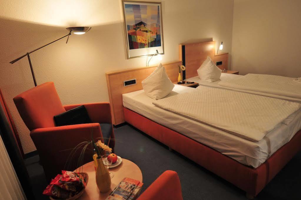 Akzent Hotel Stadt Schluechtern ***S Eksteriør billede